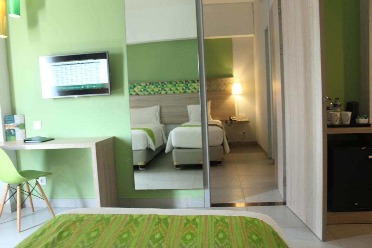 KHAS Makassar Hotel Macáçar Exterior foto