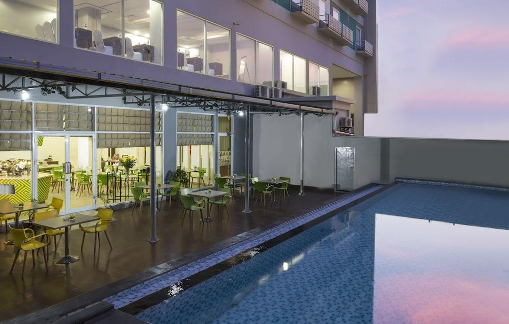 KHAS Makassar Hotel Macáçar Exterior foto