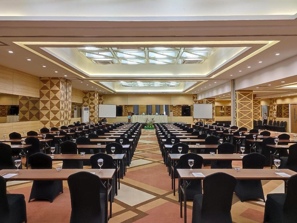 KHAS Makassar Hotel Macáçar Exterior foto